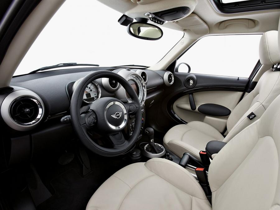 Mini Cooper Countryman 2010 года  (фото 8 из 33)